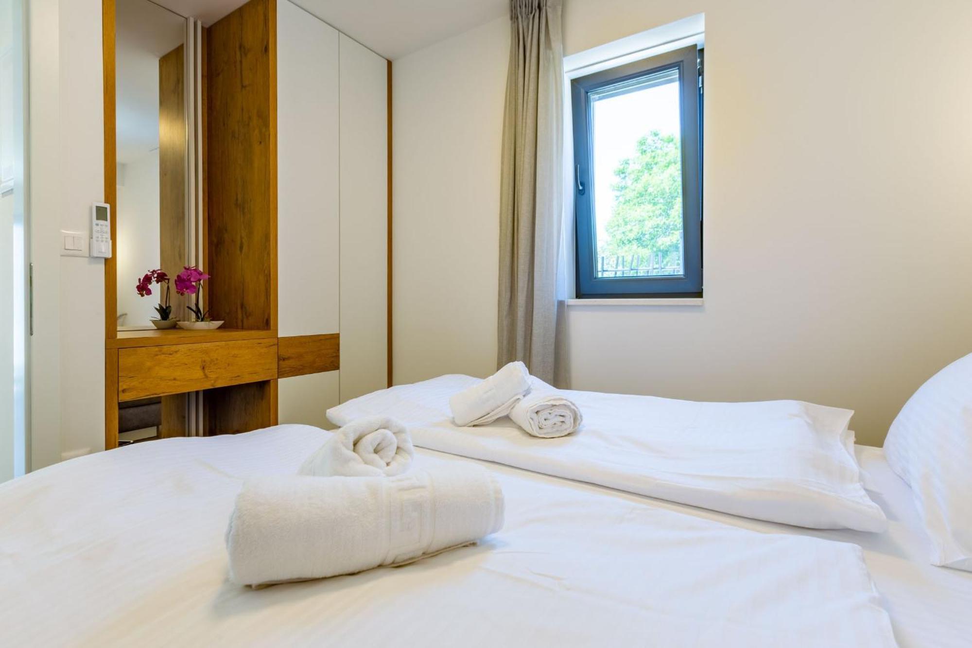 Casa Mia Apartments With Parking Zadar Quarto foto